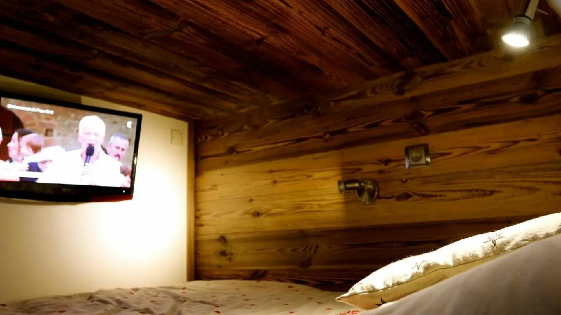Studio In Avoriaz, With Wonderful Mountain View, Balcony And Wifi